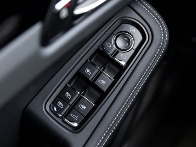 2025 Porsche Macan Macan S