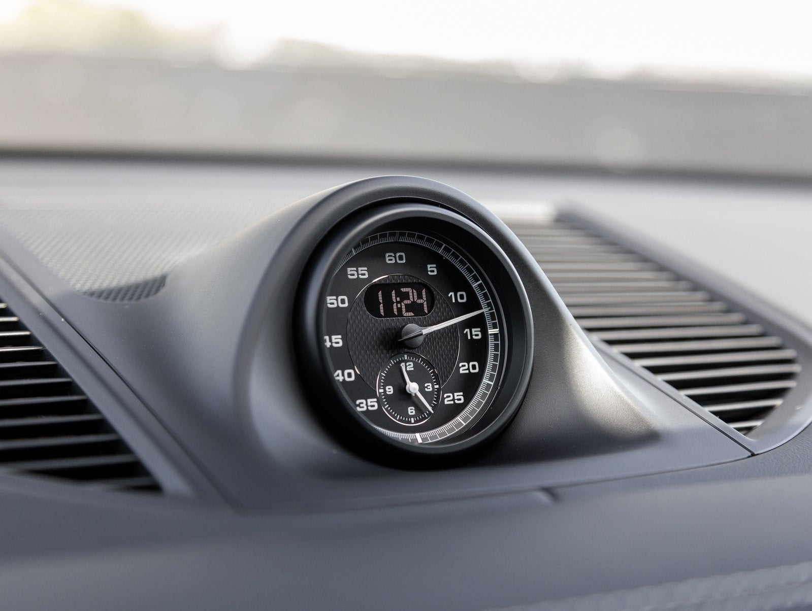 2025 Porsche Macan Macan S