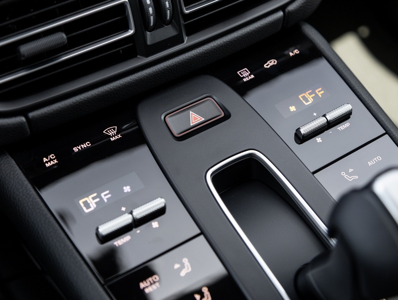 2025 Porsche Macan Macan S