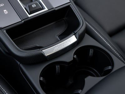 2025 Porsche Macan Macan S