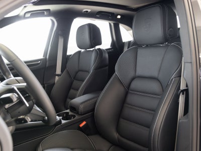 2025 Porsche Macan Macan S