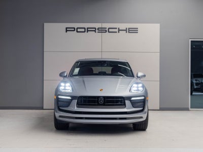 2025 Porsche Macan Macan S