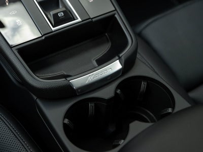 2025 Porsche Macan Macan S