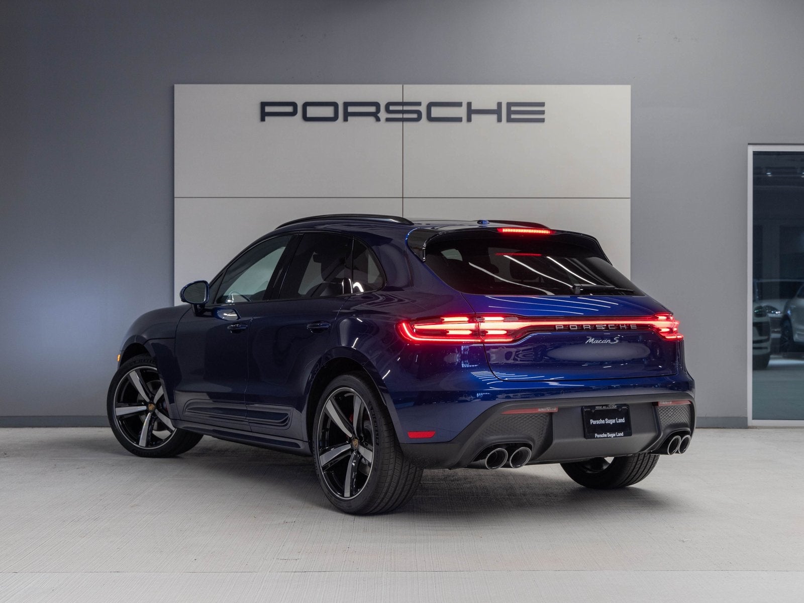 2025 Porsche Macan Macan S