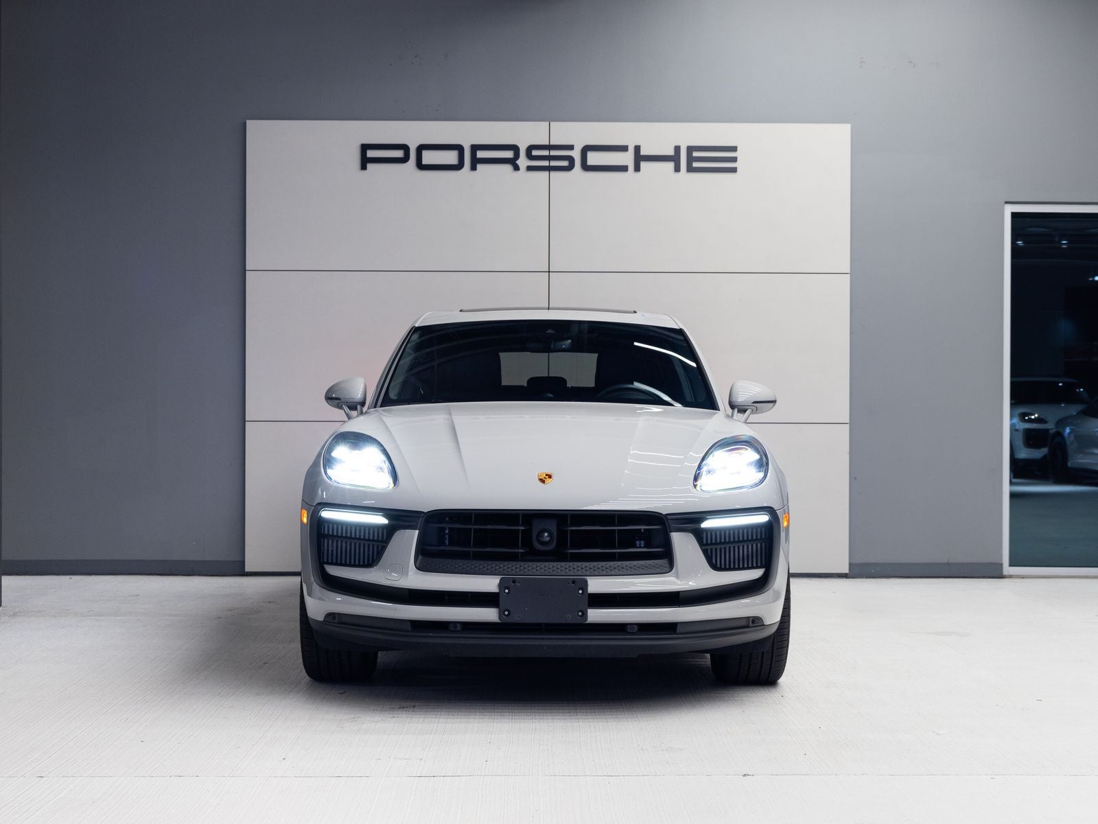 2023 Porsche Macan Macan S