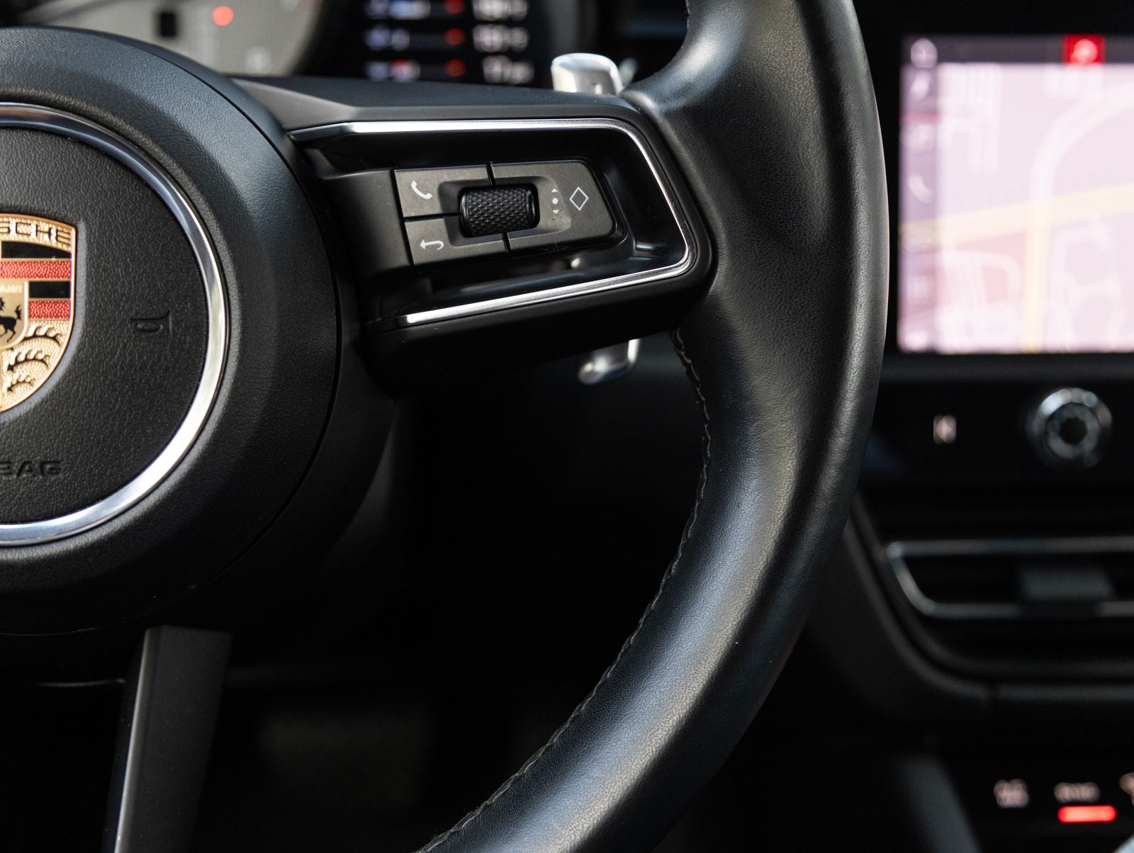 2023 Porsche Macan Macan S