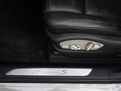 2023 Porsche Macan Macan S