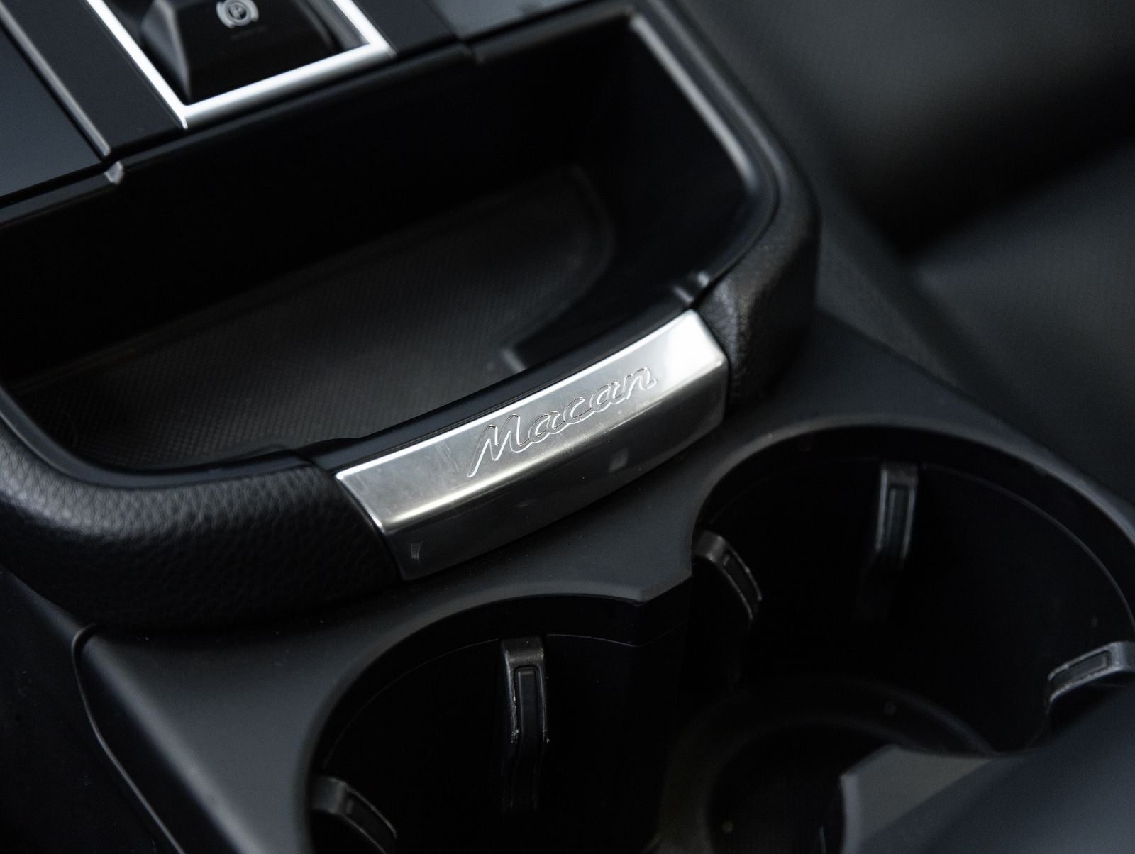 2023 Porsche Macan Macan S