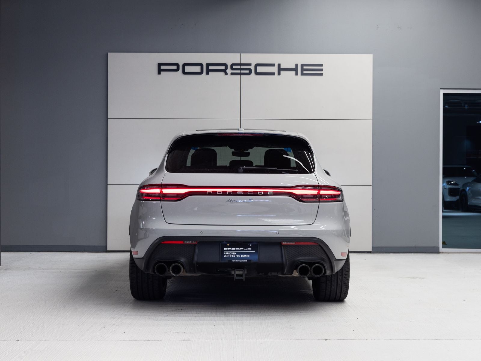 2023 Porsche Macan Macan S