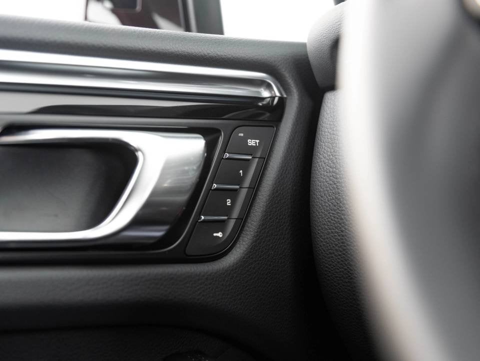 2026 Porsche Macan Macan S