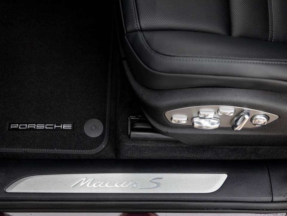 2026 Porsche Macan Macan S