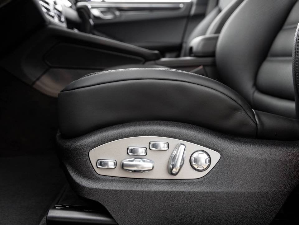 2026 Porsche Macan Macan S
