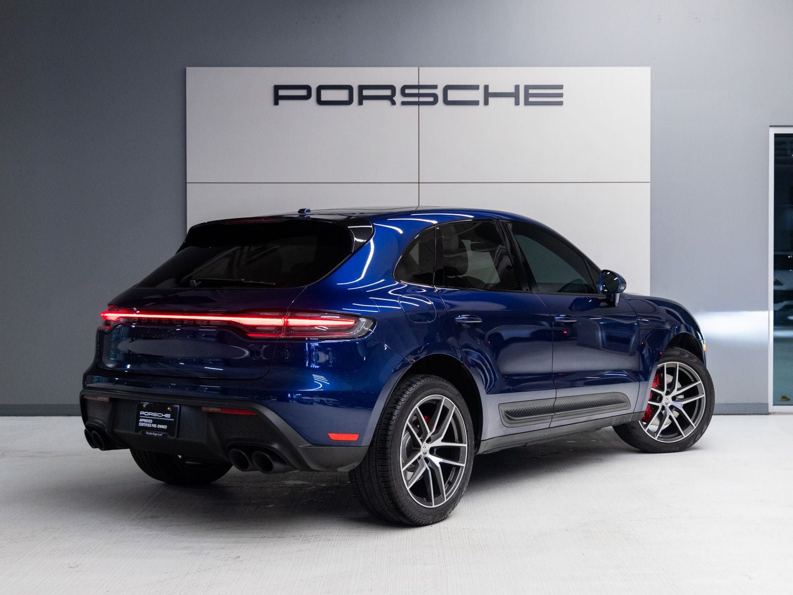 2023 Porsche Macan Macan S