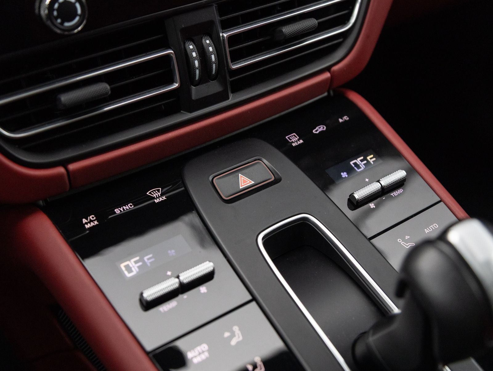 2023 Porsche Macan Macan S (MY23)