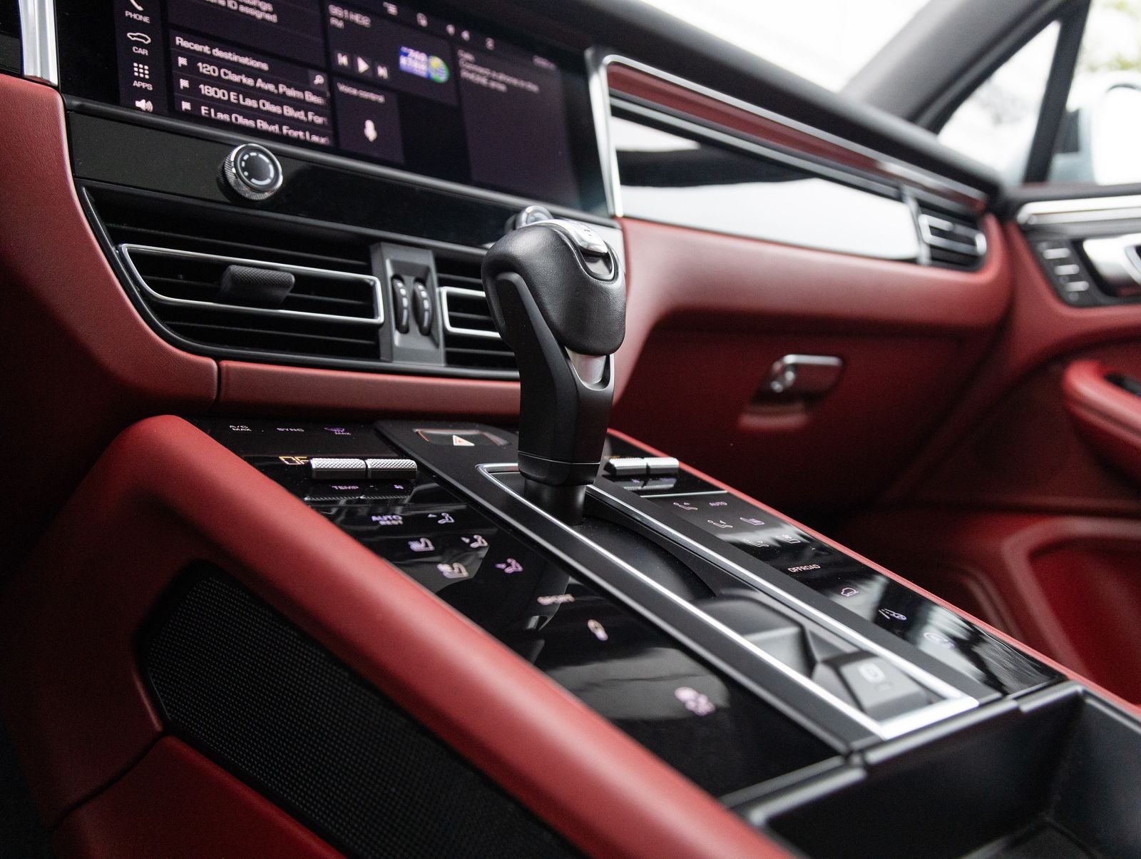 2023 Porsche Macan Macan S (MY23)