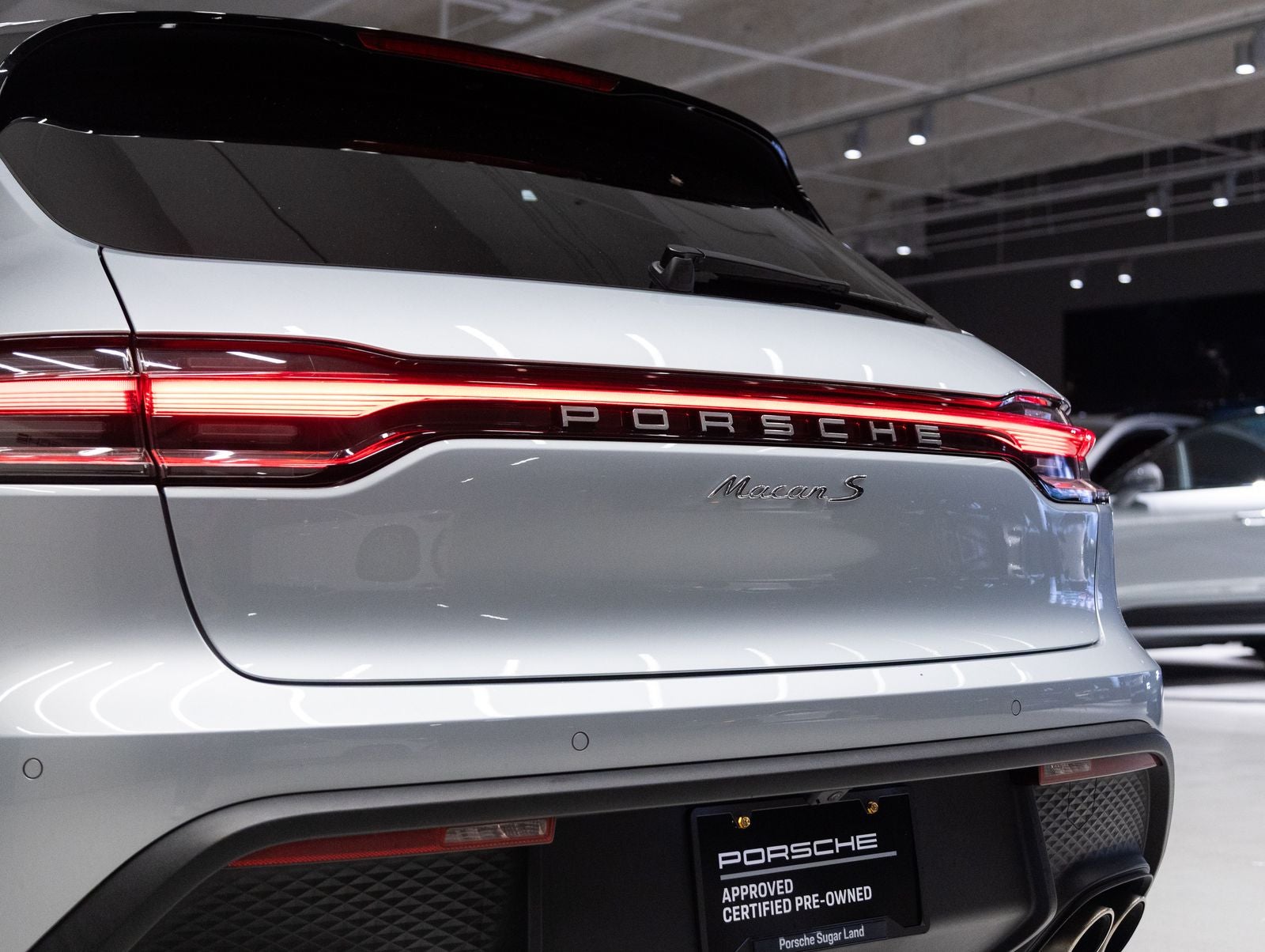 2023 Porsche Macan Macan S (MY23)