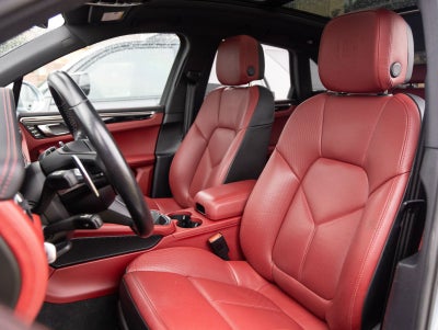 2023 Porsche Macan Macan S (MY23)