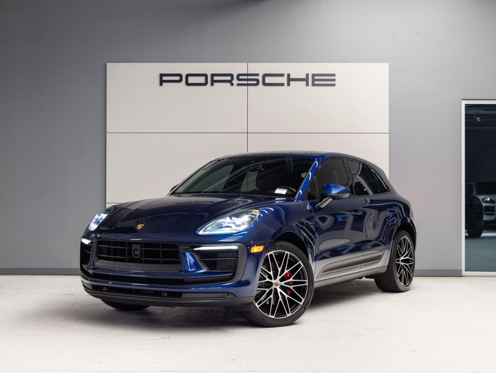 2023 Porsche Macan S