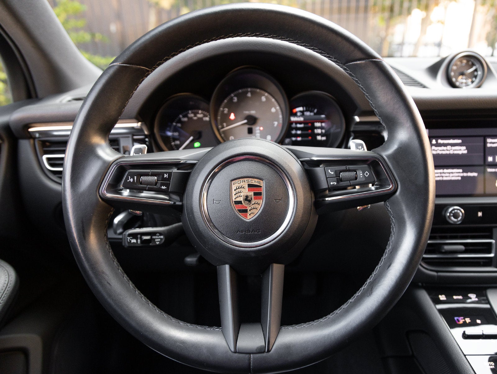 2023 Porsche Macan Macan S