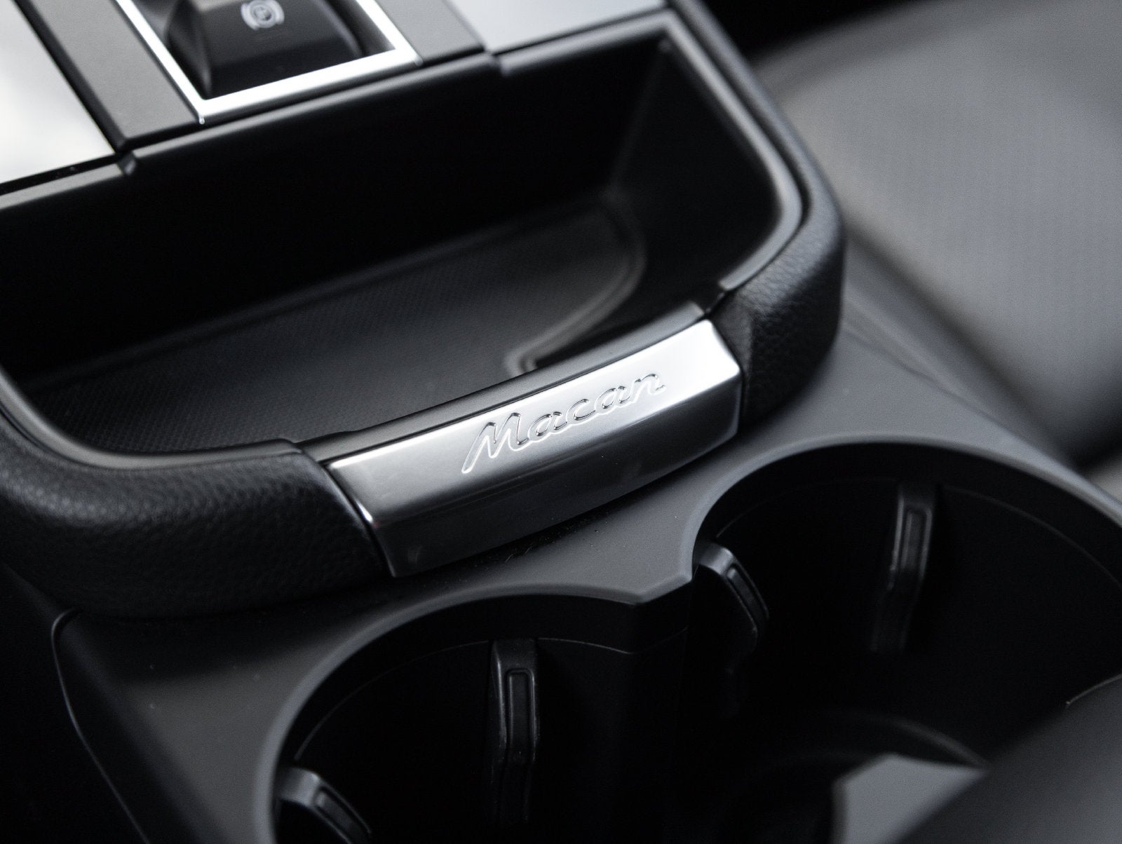 2023 Porsche Macan Macan S