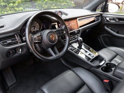 2023 Porsche Macan Macan S