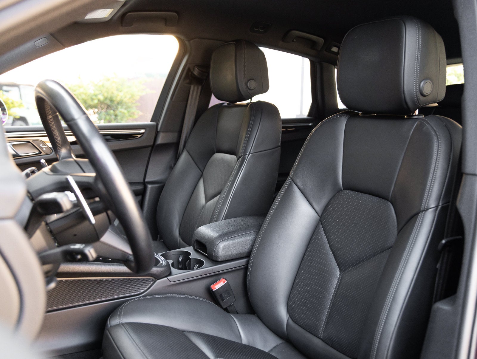 2023 Porsche Macan Macan S