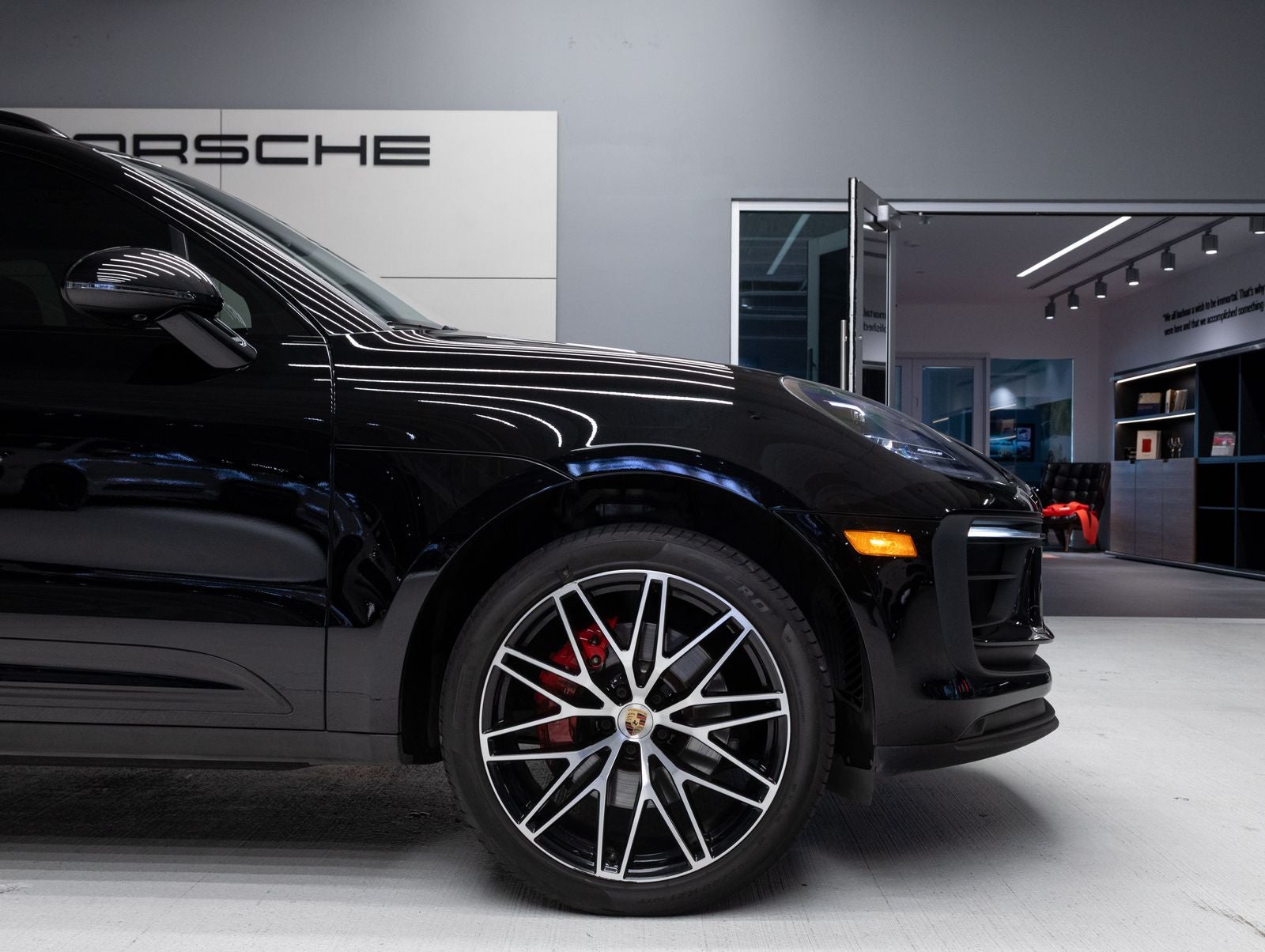 2024 Porsche Macan S