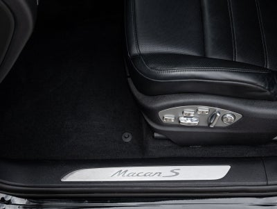 2024 Porsche Macan S