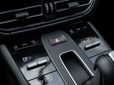 2024 Porsche Macan S
