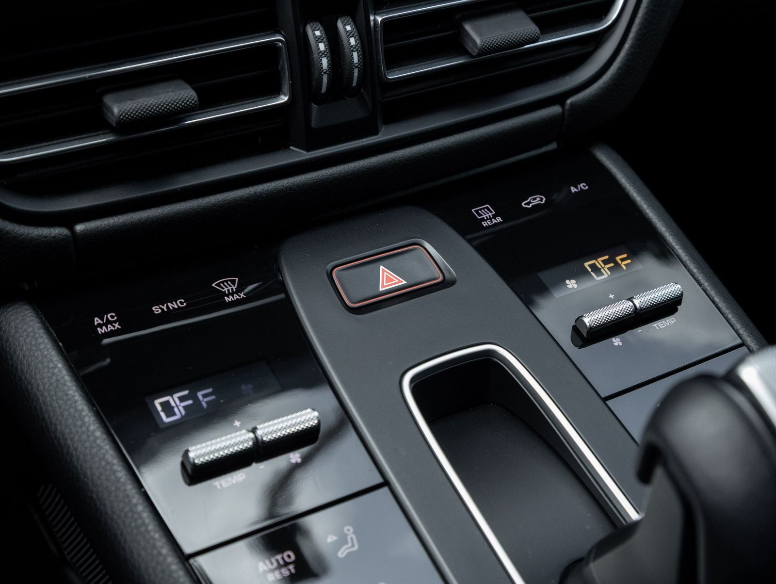 2024 Porsche Macan S