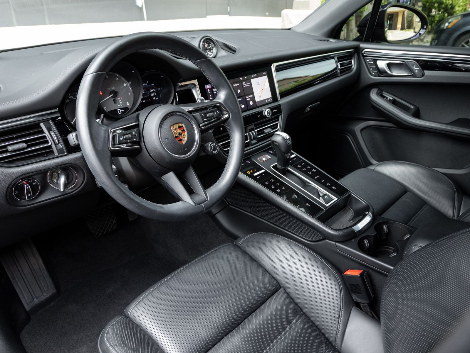 2024 Porsche Macan S