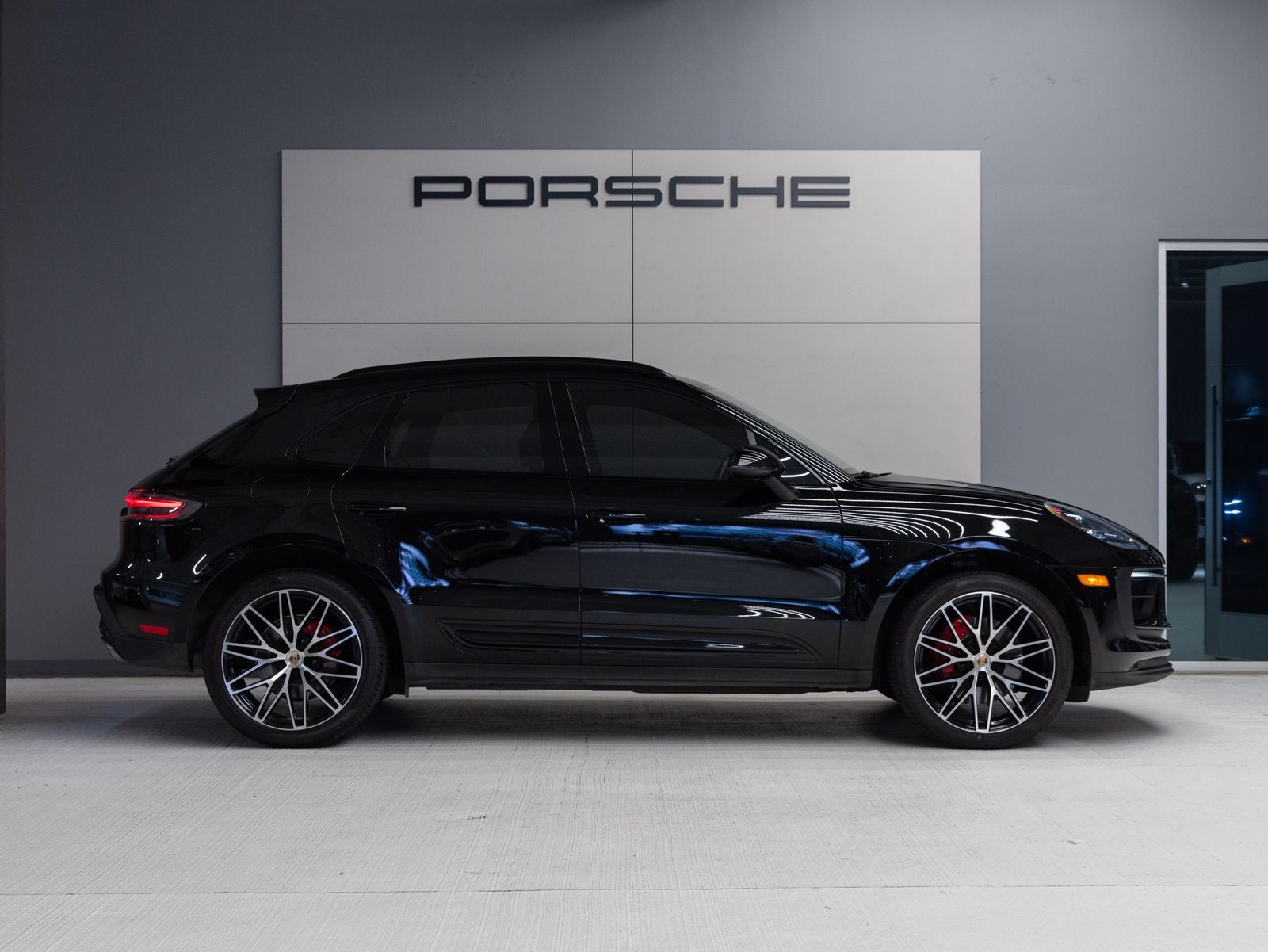 2024 Porsche Macan S