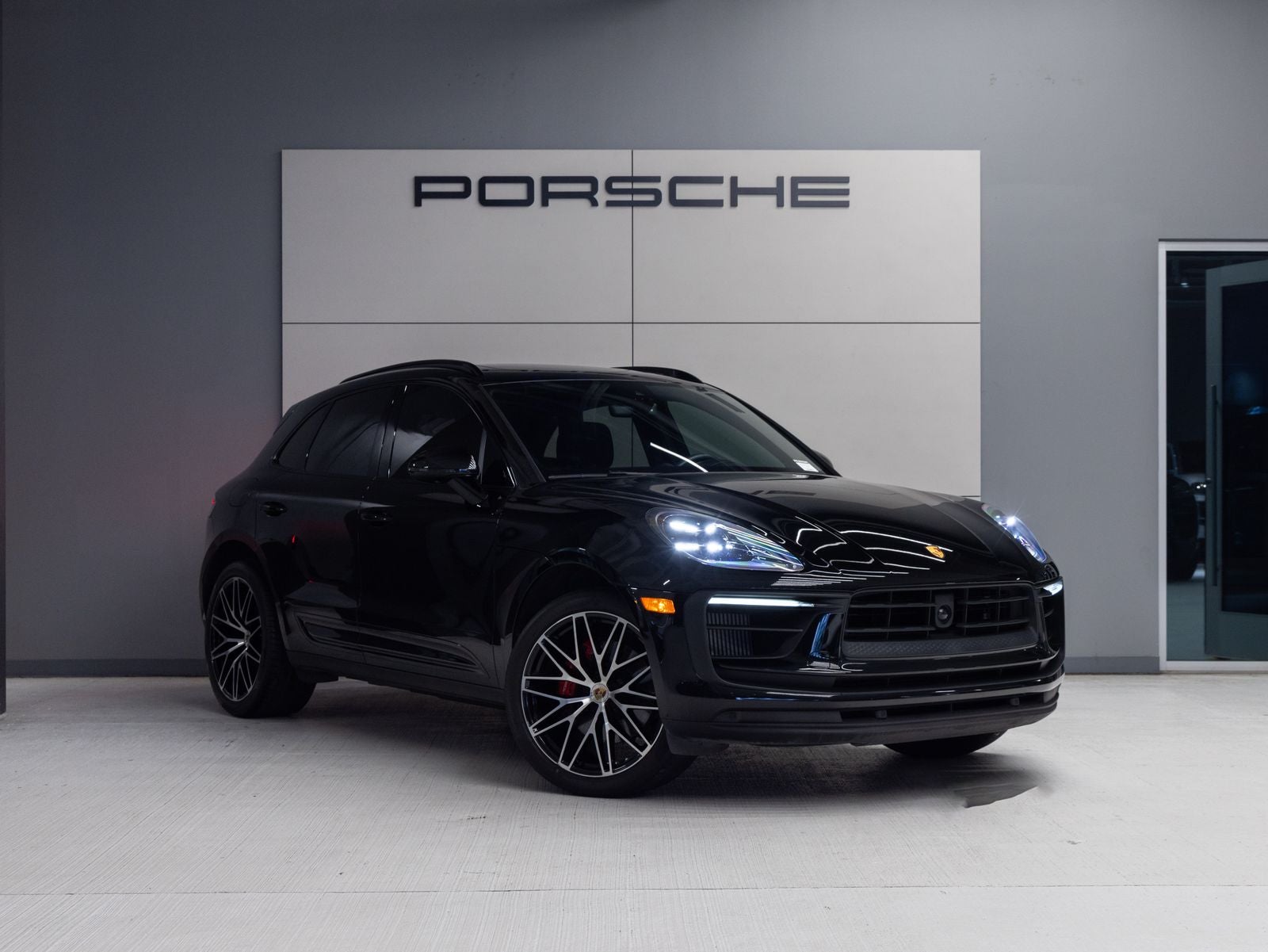 2024 Porsche Macan S