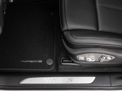 2026 Porsche Macan Macan S