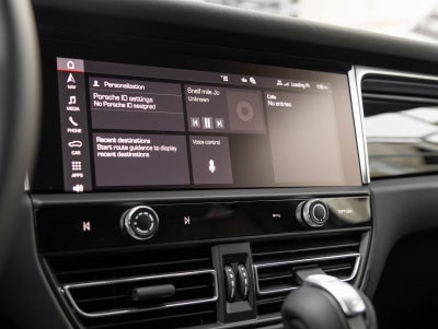 2026 Porsche Macan Macan S