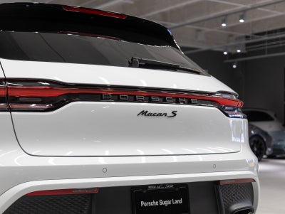 2026 Porsche Macan Macan S