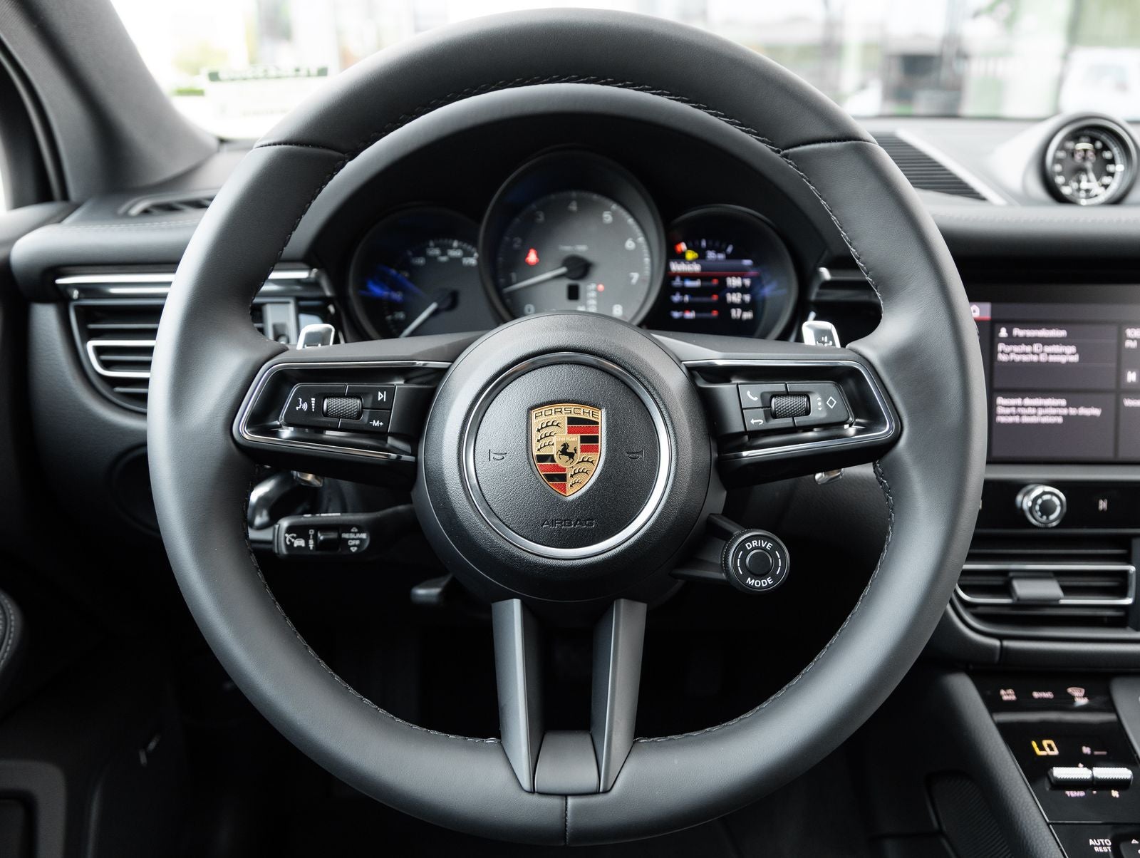 2026 Porsche Macan Macan S