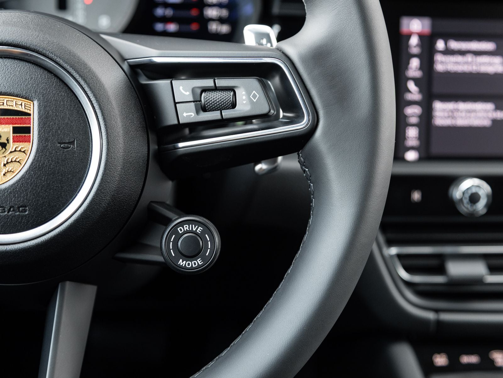 2026 Porsche Macan Macan S