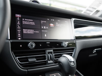 2026 Porsche Macan Macan S