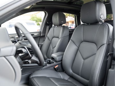 2026 Porsche Macan Macan S