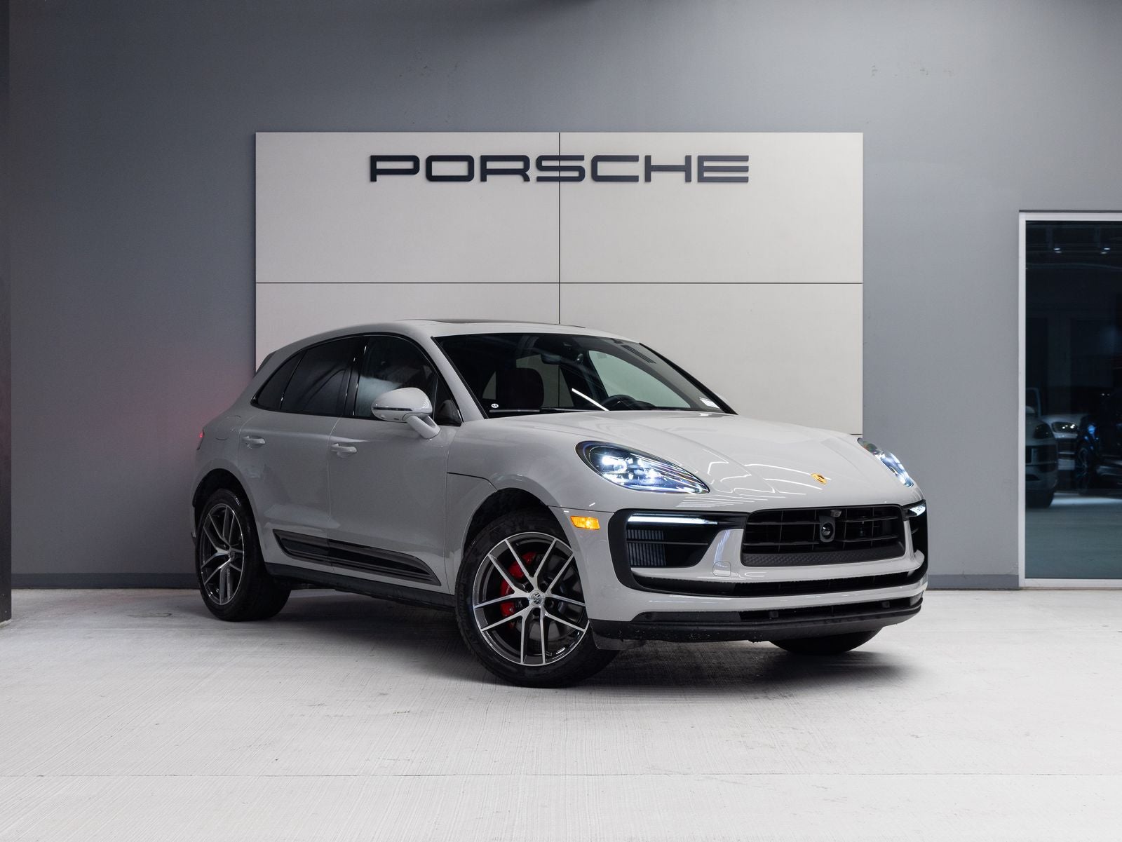 2026 Porsche Macan S