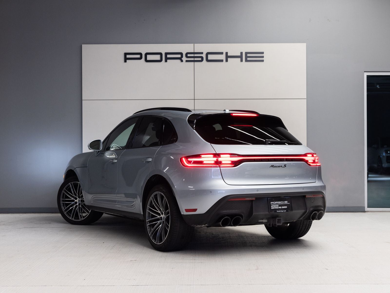 2024 Porsche Macan Macan S (MY24)