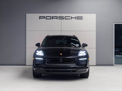 2025 Porsche Macan Macan S