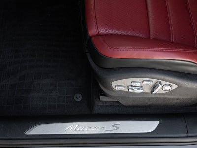 2025 Porsche Macan Macan S