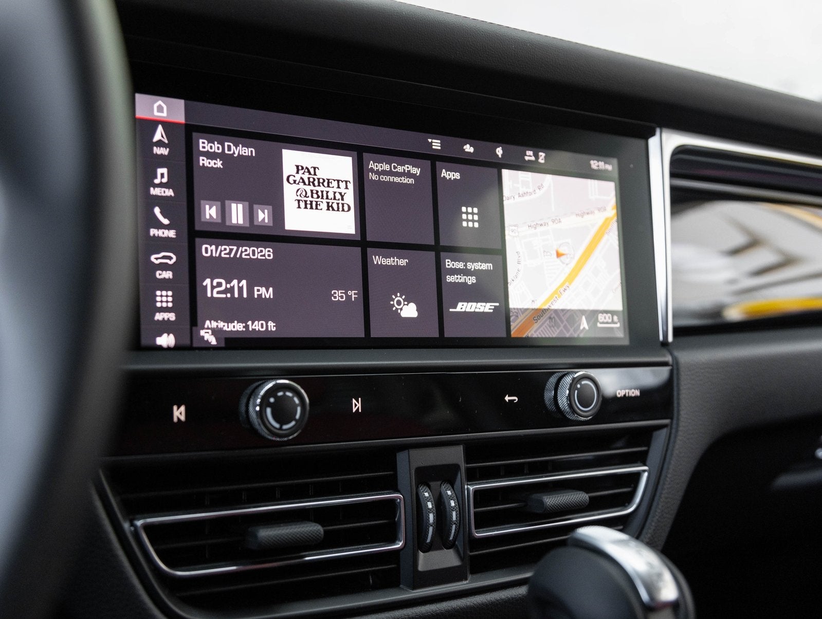 2025 Porsche Macan Macan S