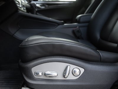 2026 Porsche Macan Macan S