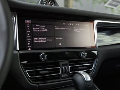 2026 Porsche Macan Macan S
