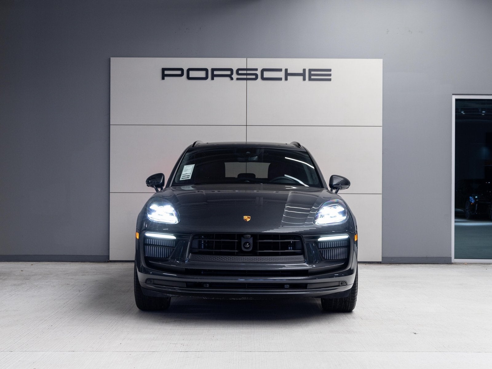 2026 Porsche Macan Macan S