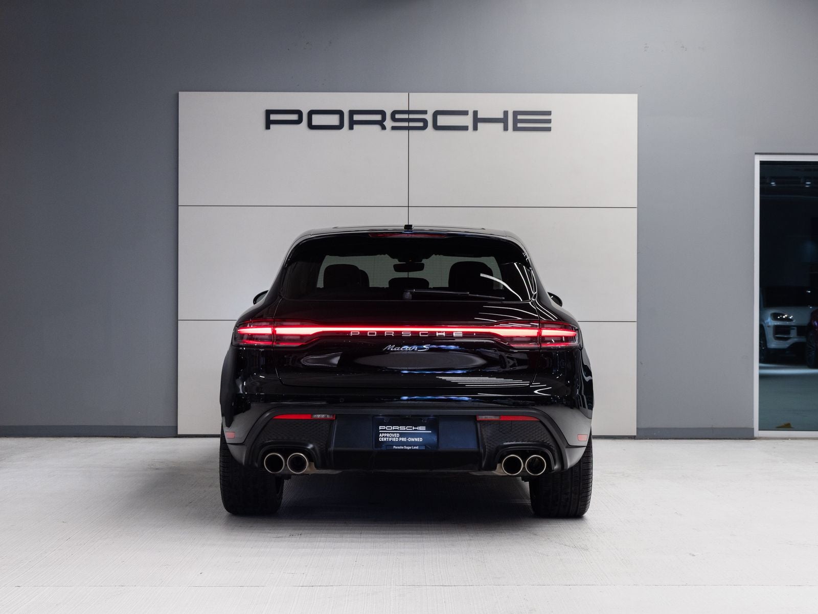 2023 Porsche Macan S