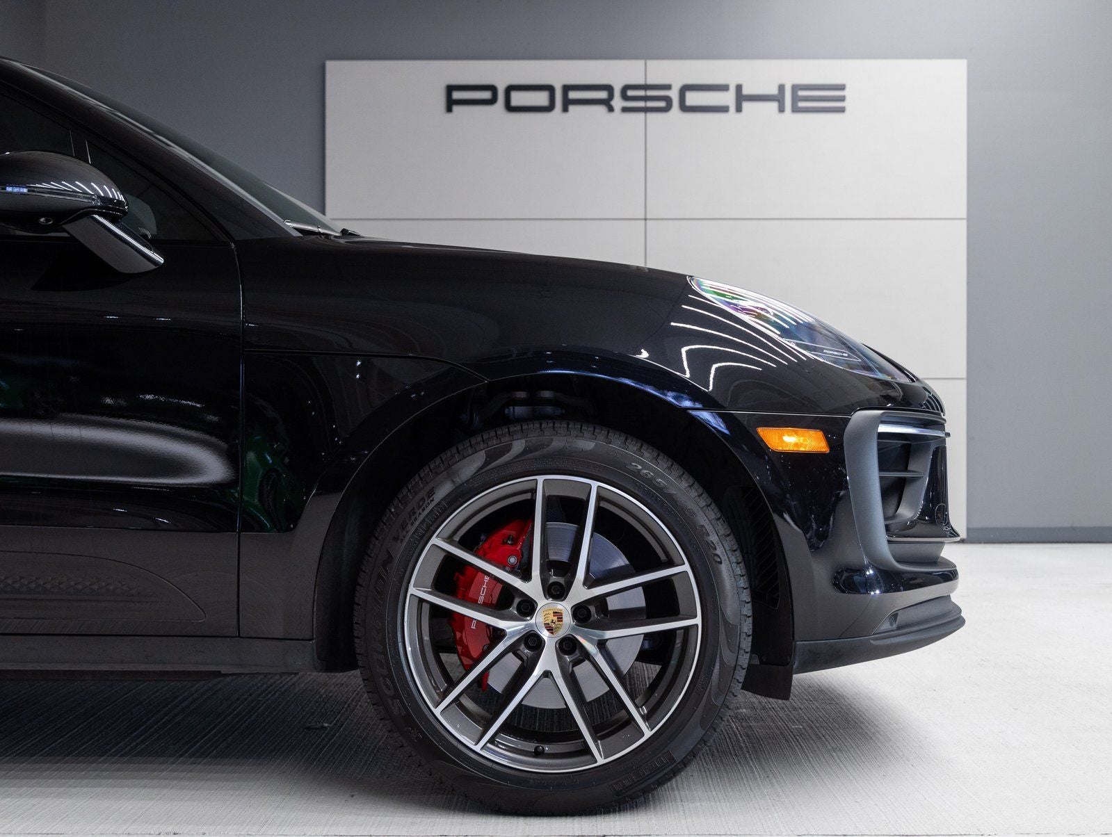 2023 Porsche Macan Macan S (MY23)